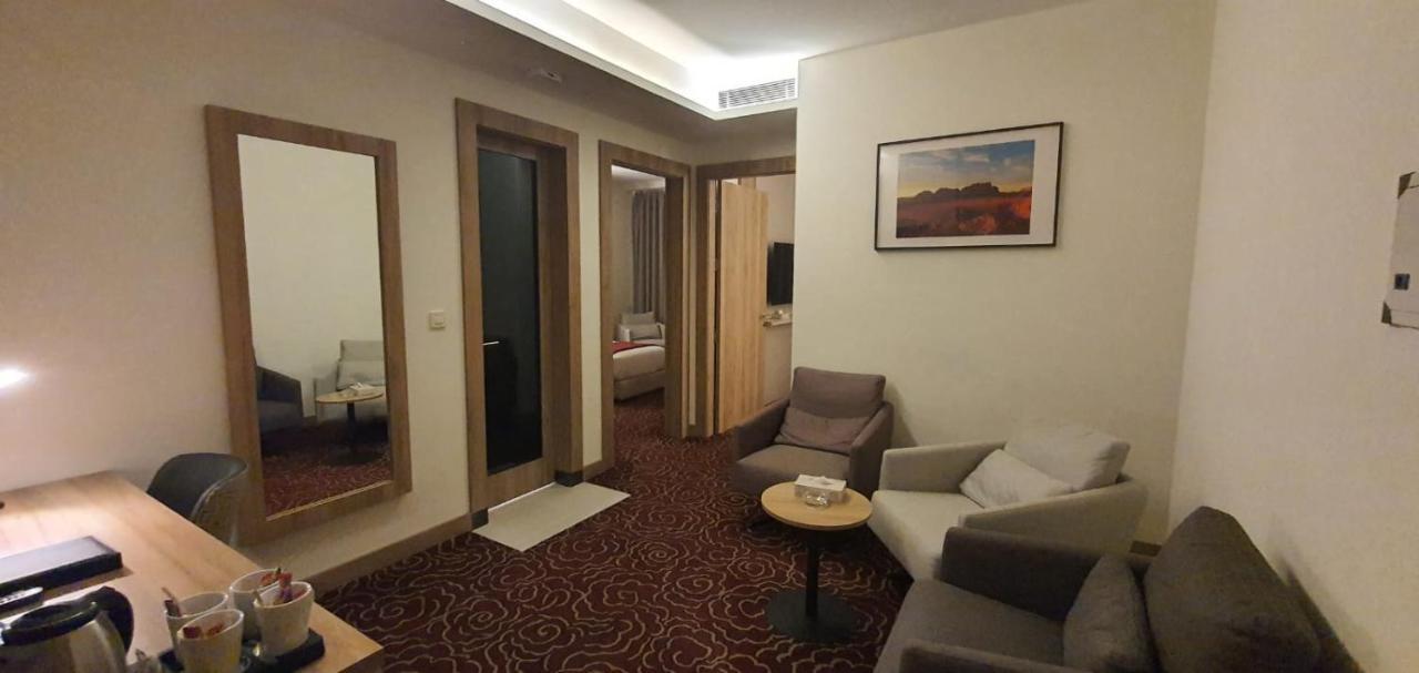 Lilac Hotel - Amman Buitenkant foto